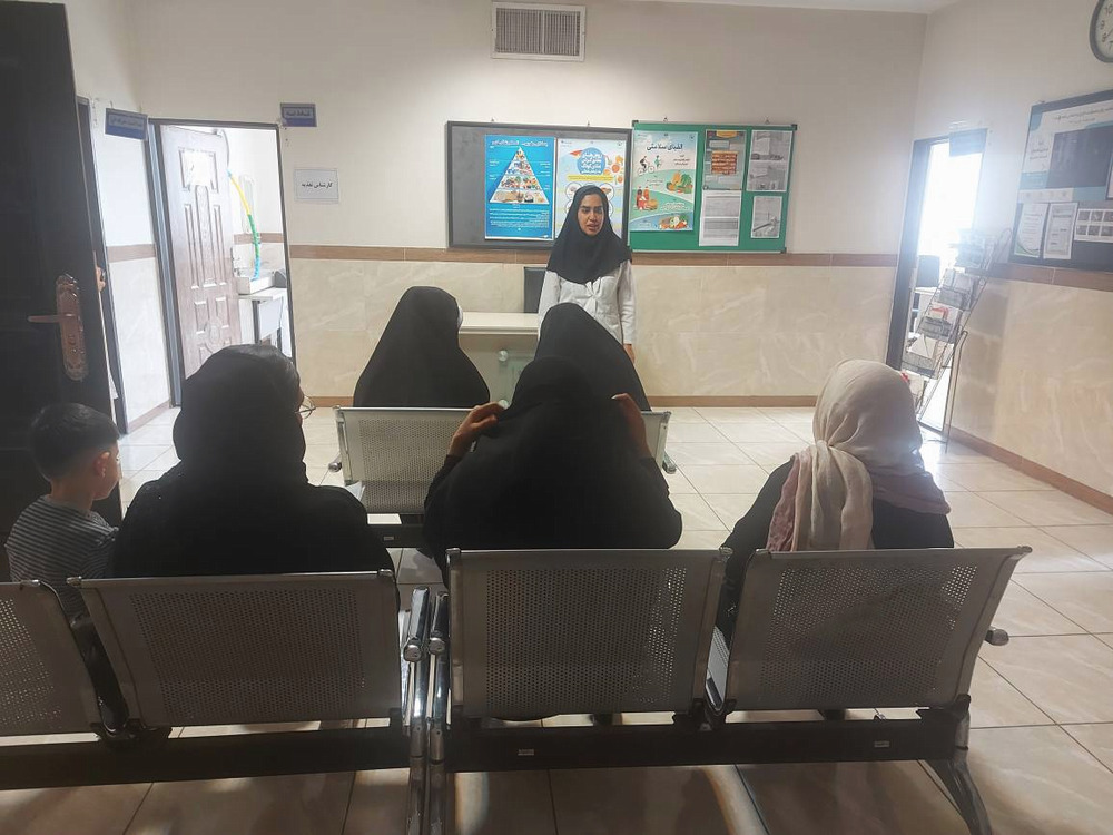 برگزاری کلاس آموزشی نوجوان سالم در مرکز خدمات جامع سلامت شهری اسماعیل آباد